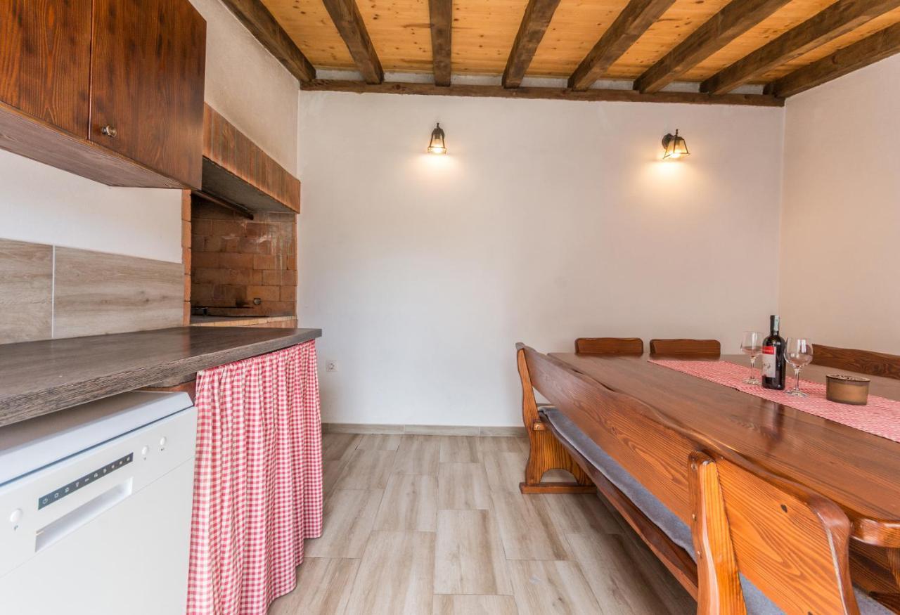 Apartmani A&M Biograd Na Moru Esterno foto