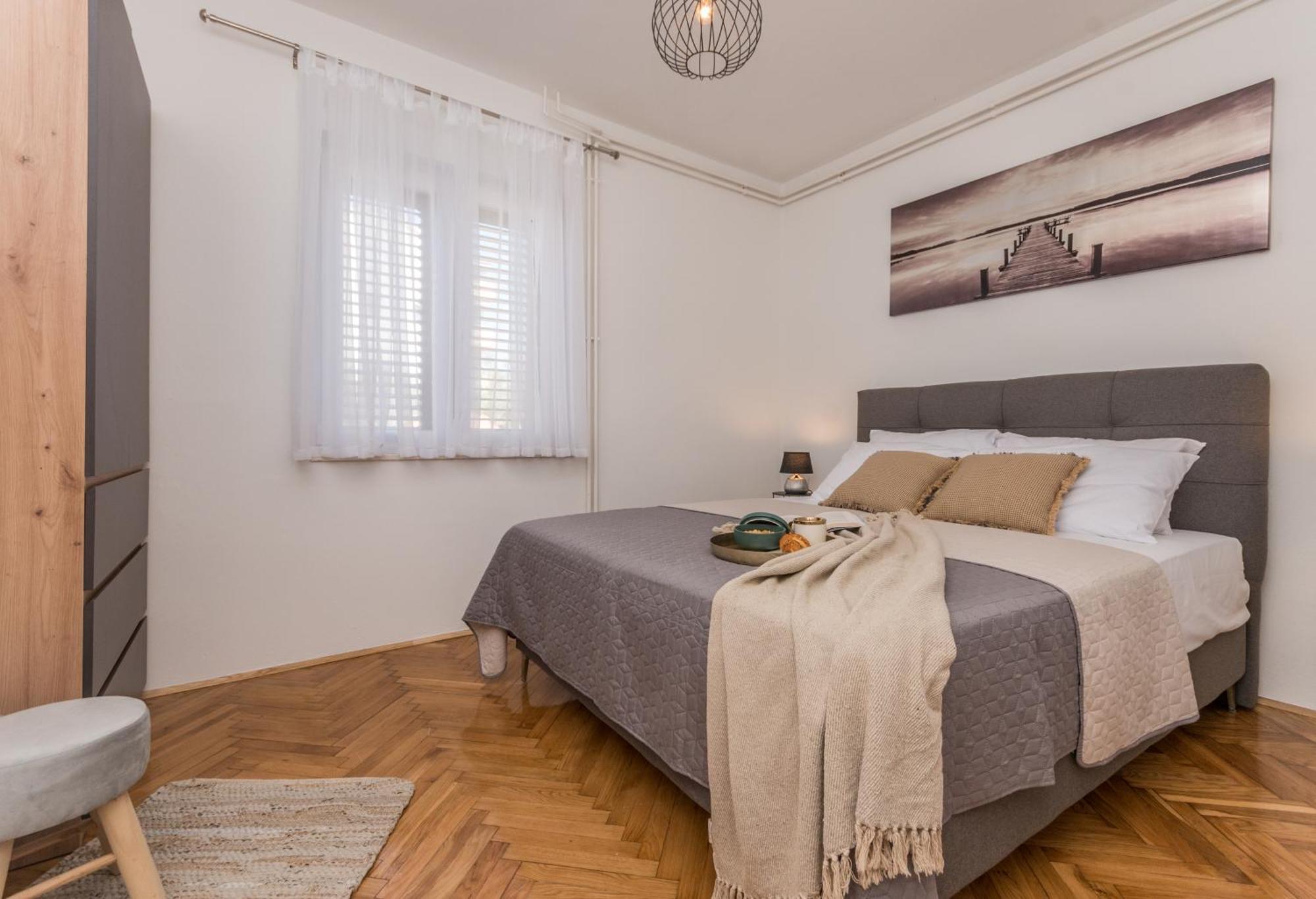 Apartmani A&M Biograd Na Moru Esterno foto